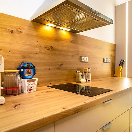 Chic And Charming 2bd Flat In The Heart Of By Flat Mаnager Apartmán *