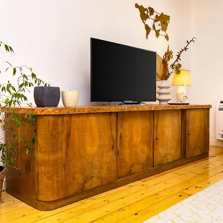Chic And Charming 2bd Flat In The Heart Of By Flat Mаnager Διαμέρισμα Φιλιππούπολη